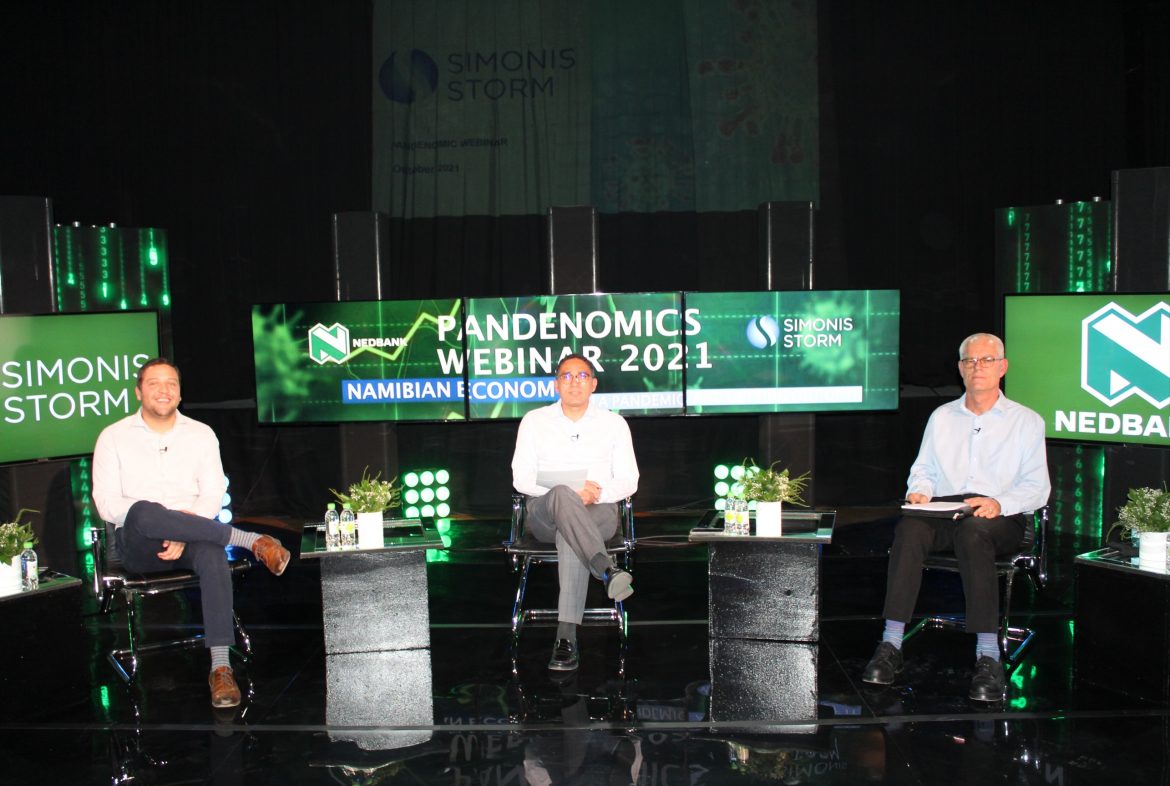 Experts discuss the effects of the Covid-19 pandemic on the economy.