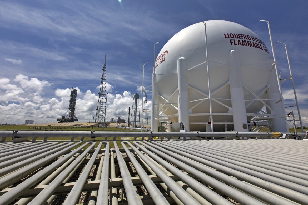 Green Hydrogen Project to Create 15,000 Jobs in Namibia