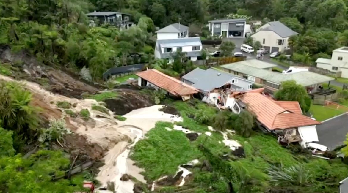New Zealand warns of severe impacts from Cyclone Vaianu